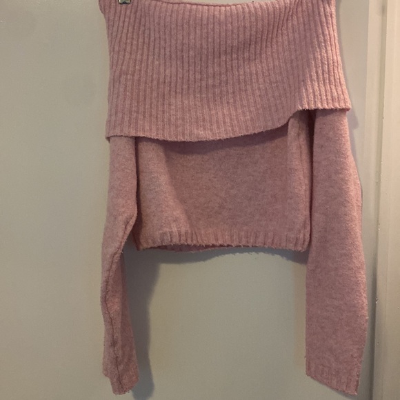 SILENCE + NOISE URBAN OUTFITTERS PINK SHOULDERLESS SWEATER - Picture 3 of 8